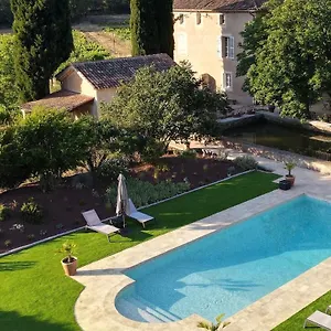 domaine-les-muriers.fr-provencehotel.com/